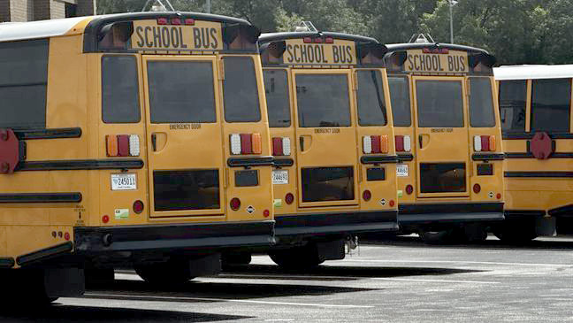 Buses chevron parked